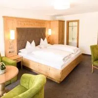 Hotel Pension Sonnleiten, hôtel à Tux