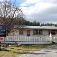 Judge Rock Exclusive Vineyard Cottage Accommodation, ξενοδοχείο κοντά στο Αεροδρόμιο Alexandra - ALR, Alexandra