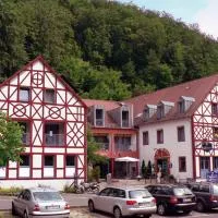 Behringers Freizeit - und Tagungshotel, hotel di Gößweinstein