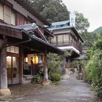 Ryokan Adumaya, ξενοδοχείο σε Hongu