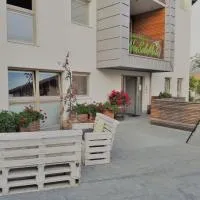 NonSoloMele, Hotel in Romallo