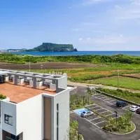 Thira Hotel, hotel u gradu Seogvipo