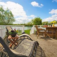 Caterina Lake Lodge, hotel in South Cerney