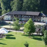 tx HOTEL – hotel w mieście Hostinné