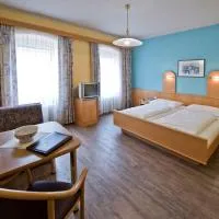 Pension Martha – hotel w mieście Grein