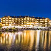 The Lodge at Columbia Point โรงแรมในริชแลนด์