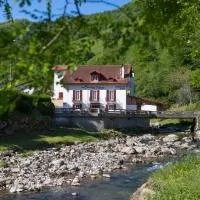 Logis Hôtel Les Sources de La Nive, hotel sa Esterençuby