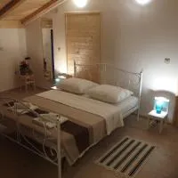 Guesthouse Casetta Verde, hotel en Novaki Motovunski