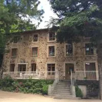 ADONIS CHAMBRES D'HOTES、Saint-Germain-Lapradeのホテル
