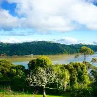 Le Chalet Waiheke Apartments, hotel en Ostend