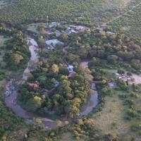 Fig Tree Camp - Maasai Mara, отель рядом с аэропортом Ol Kiombo Airport - OLX в городе Talek