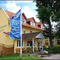 Gasthaus & Pension Zum Hirsch, hotel in Gehlberg