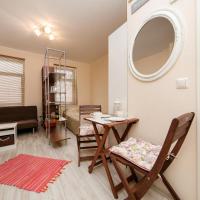Small Apartment in Sikupilli, hotel near Lennart Meri Tallinn Airport - TLL, Tallinn