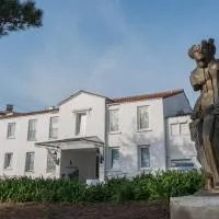 Playas Art Hotel, hotel a Pinamar