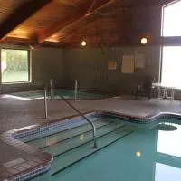 AmericInn by Wyndham West Burlington, hôtel à West Burlington