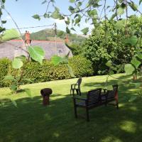 Hillcrest Guest House, hotel in Llangollen