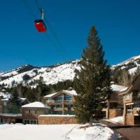 JHRL - Tram Tower 3511 - Ski in, ski out with private hot tub and sauna