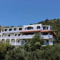 Lofos Hotel, hotel a Plakiás