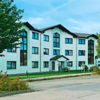 Hotel Zum Grünen Tor, hotel Hoppegartenben