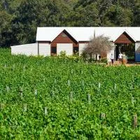 Upper Reach Spa Cottage, hotel u gradu Henley Brook