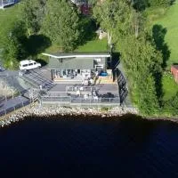 Keminmaa में, होटल Riverside Cottage Aalto Borealis