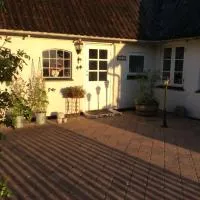 Bed and Breakfast - Stakdelen 47, hotel v mestu Allerup