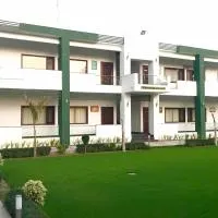 Hotel Whistling Greens, Hotel in Moga