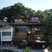 Tevana House Reef, hotel di Bira