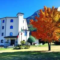 Hotel Diana Jardin et Spa, hotel ad Aosta