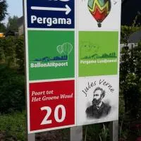 Bed & Breakfast Pergama, מלון בהארן