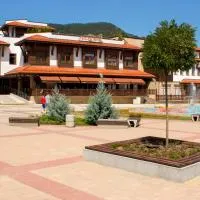 Hotel Etropolia, hotel din Etropole