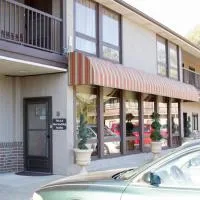 Cottonwood Inn & Suites, hotel a Phillipsburg