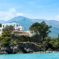 Misincu, hotel i Cagnano
