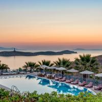 Sunrise Beach Suites, hotelli Azolimnosissa lähellä lentokenttää Syros Island lentokenttä - JSY 