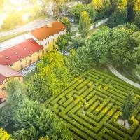 HOTEL I RESTAURACJA BROCHÓW, מלון בורוצלב