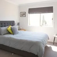 SkyLodge Temora، فندق في Temora