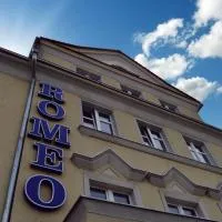 Villa Romeo, отель в Бжеге
