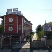 Istanbul Yildiz Hotel، فندق في مرمرة إريغليسي