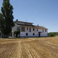 Antico Pioppo, מלון בSale