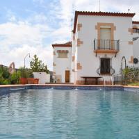 Sol Blanc, hotel near Lleida-Alguaire Airport - ILD, Alguaire