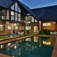 Cresta Churchill Hotel, hotel i Bulawayo