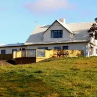 Guesthouse Steindórsstadir, West Iceland, hotel v destinácii Reykholt