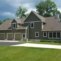 Elegant 2 King Bedrooms Apartment - 4 guest maximum and2 night minimum, hotel i Traverse City