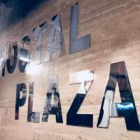 Hostal Plaza, hotel em Marmolejo