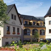 Wellness Hotel Zlatá Lípa – hotel w mieście Děčín