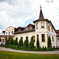 Dworek Dębówko, hotel em Bartoszyce