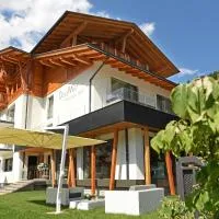 Dolomeet Boutique Hotel, hotel a Pinzolo