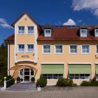 Viesnīca Hotel Alter Wirt pilsētā Halbergmosa