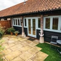 7 Grove Farm Barns, hotel in Sculthorpe