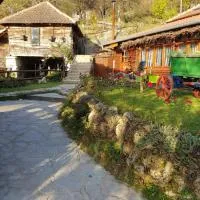 Guest House Lisinski Raj, hotel di Despotovac